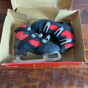 Ferland Authentic Hockey Rental Ice Skates Black/Red Size 4 w/ Box